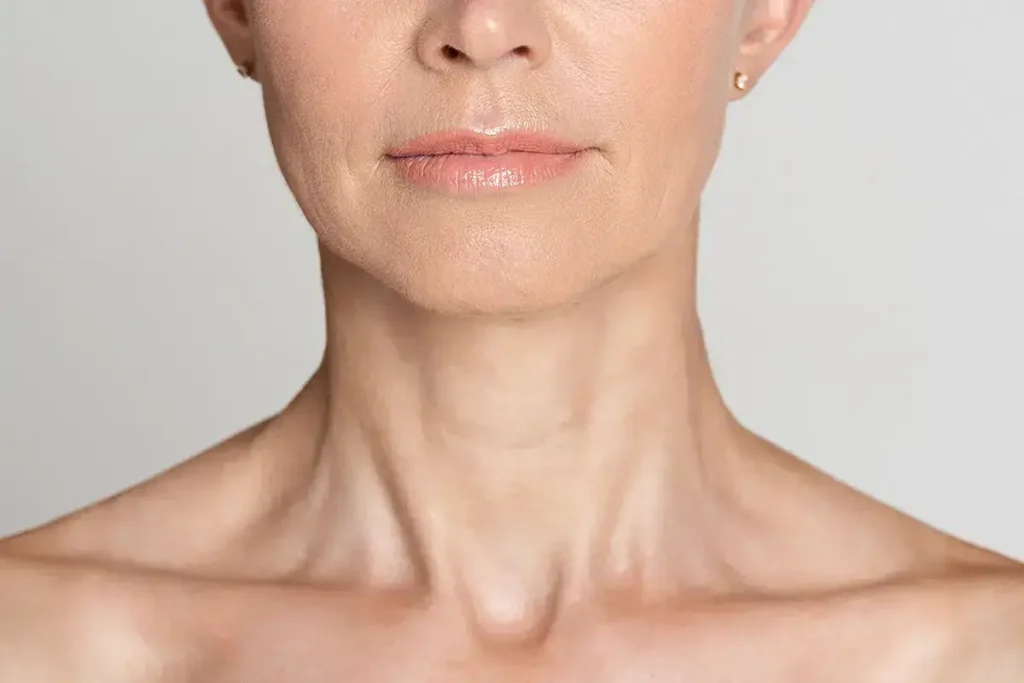 Non-surgical neck wrinkles treatment in Busan using laser and filler for smooth, youthful skin